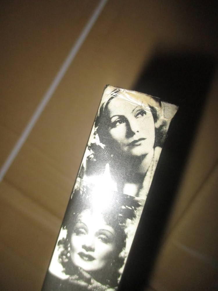 GARBO グレタ・ガルボ 写真集 洋書 ハードカバー グレタ・ガルボ写真集「Greta Garbo: Portraits 1920-1951